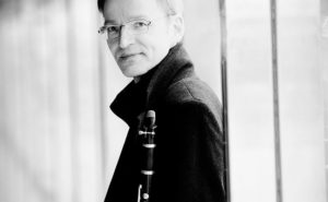 Kari Kriikku.