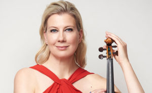 Elina Vähälä.