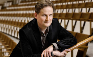Olli Mustonen.