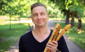 Eero Saunamäki.